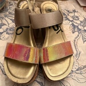 OTBT Bushnell Gold and Iridescent Platform Sandals